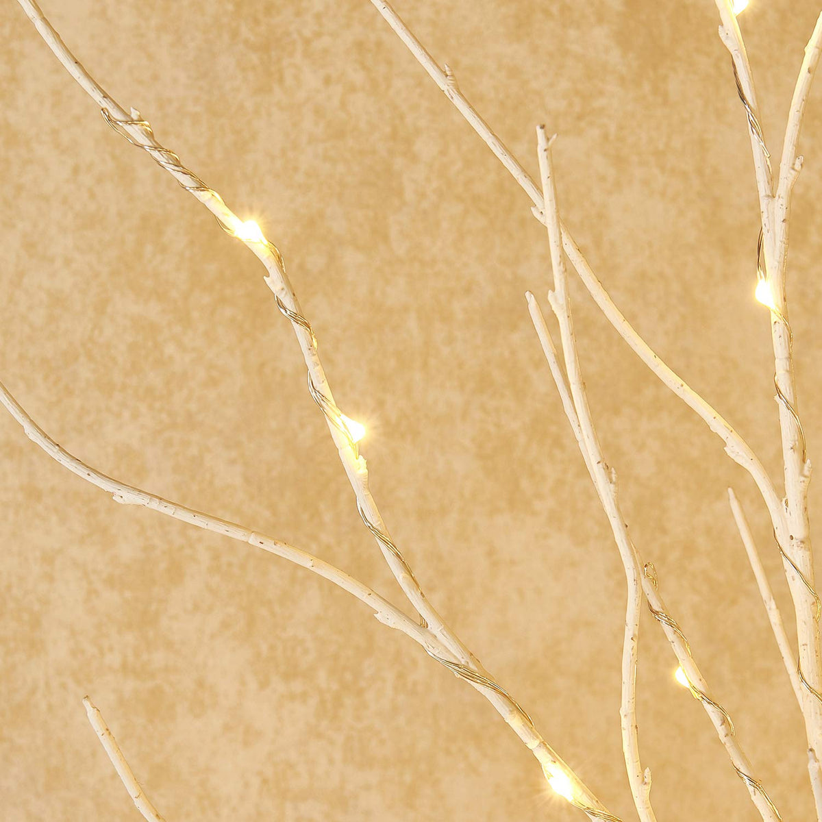 Fudios Lighted Branches 30IN Tall Birch Twig Lights, 100 LED, White, 2 Sets, Battery Operated for Indoor/Outdoor Holiday Decor