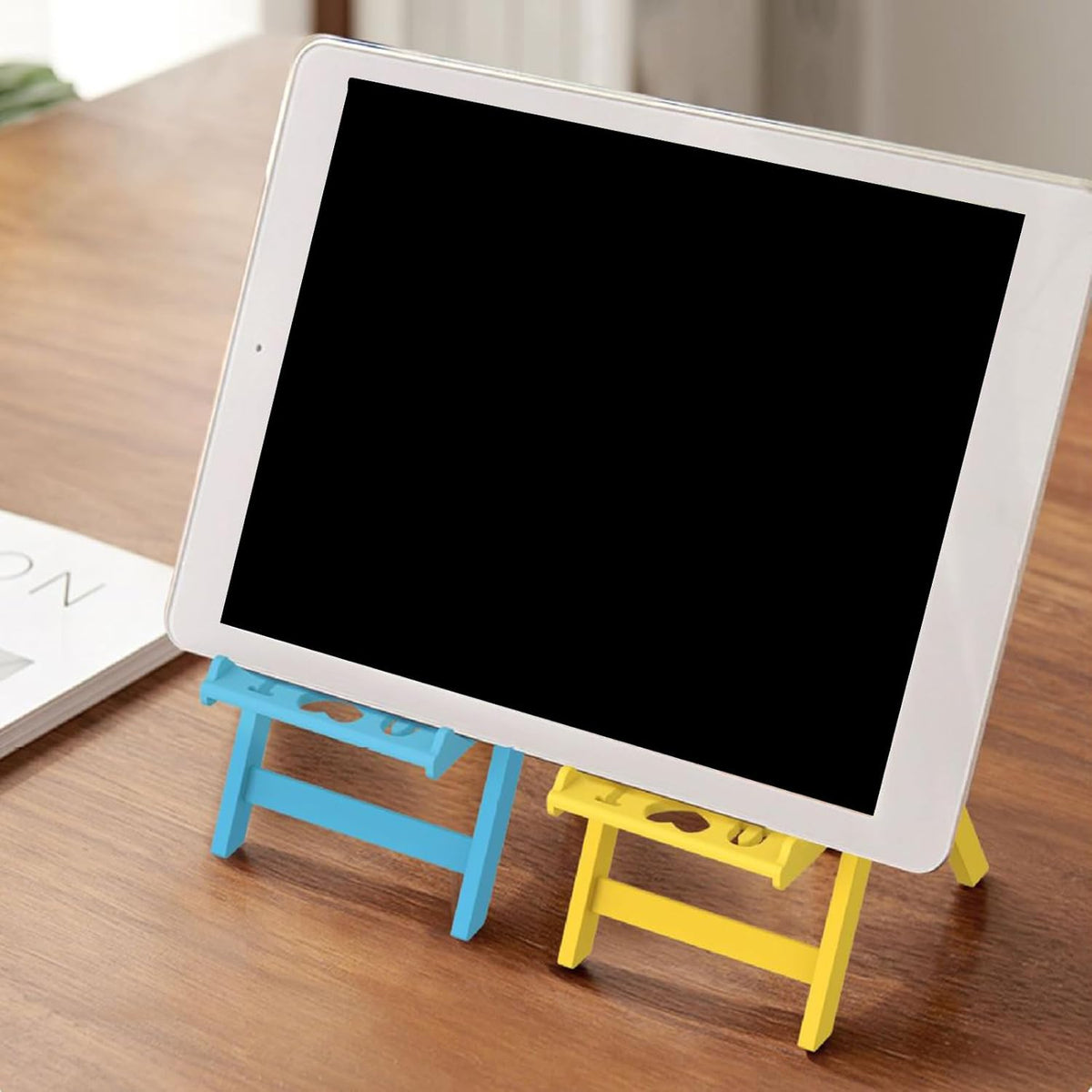 Generic Chair Shape Cellphone Stand,Plastic Desktop Phone Dock Holder Fit for Most Smartphones Tablet Portable Folding