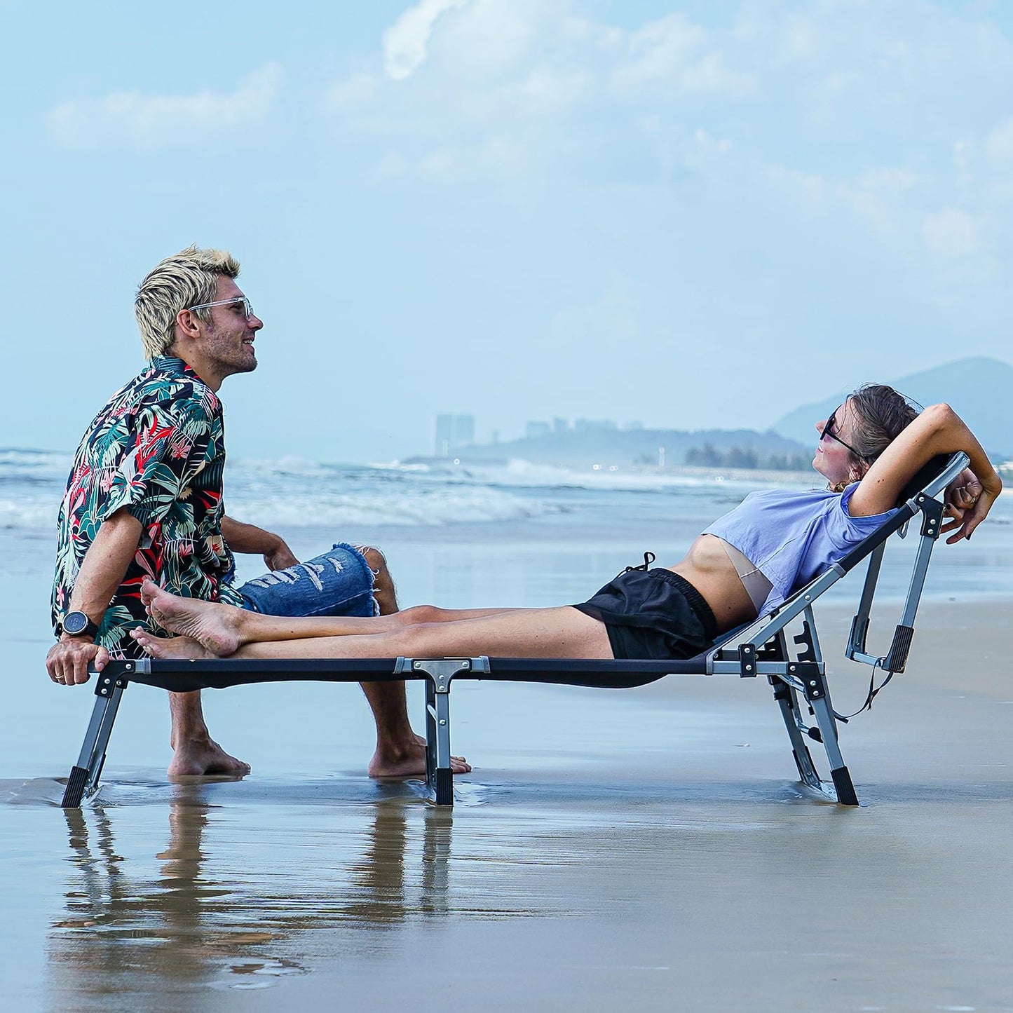 FUNDANGO Oversize Lounge Chair Outdoor, 300 lbs Large Camping Cots for Adults Heavy Duty Extra Wide Sturdy with Pillow for Outside Patio Beach Pool